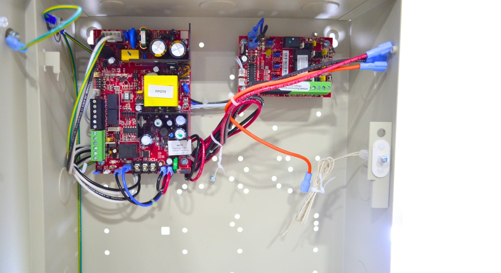 Software House PSX-75-C4PE1 single voltage power system