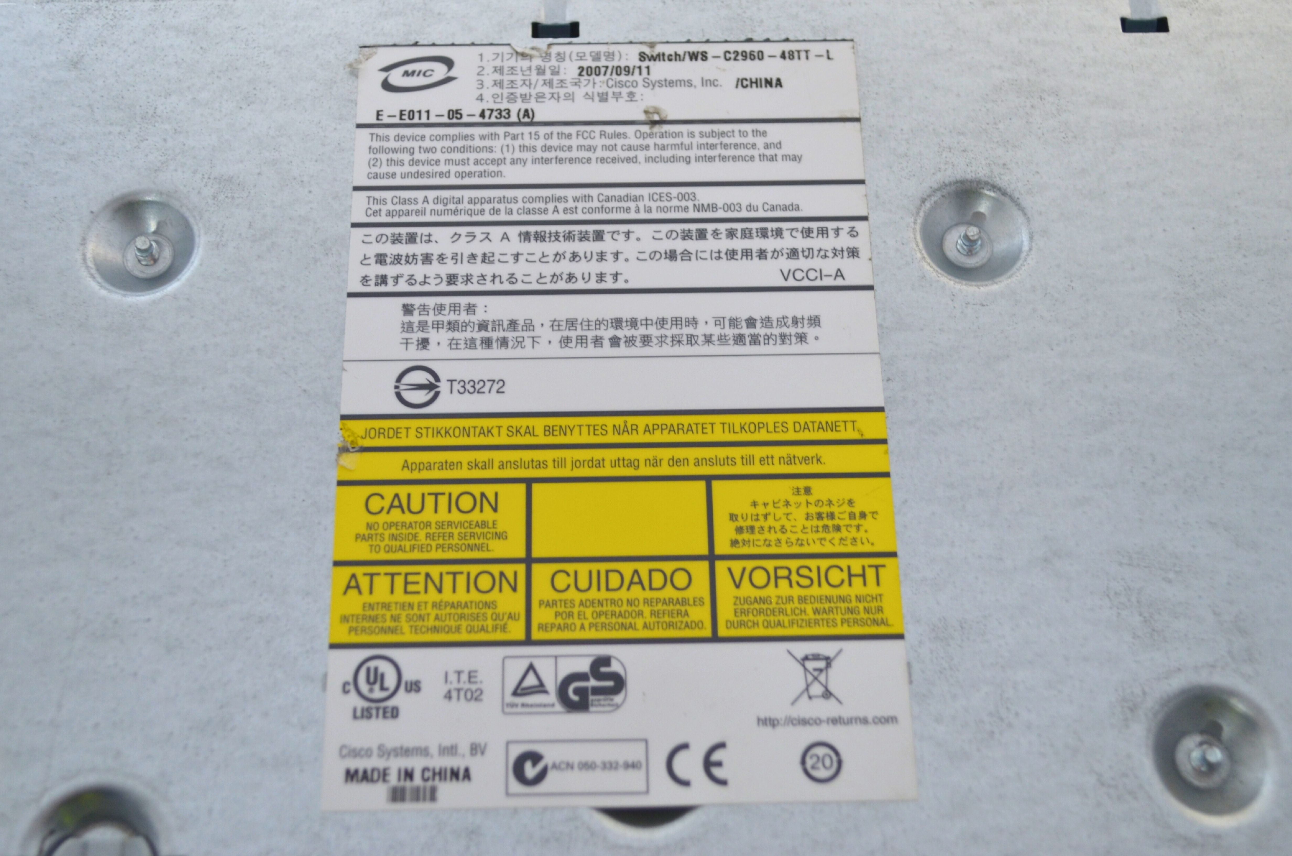 Cisco Catalyst WS-C2960-48TT-L C2960 Series 48 Port 10/100 Gigabit Switch