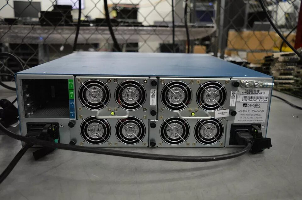 Palo Alto Networks Enterprise Firewall PAN-PA-5220-AC